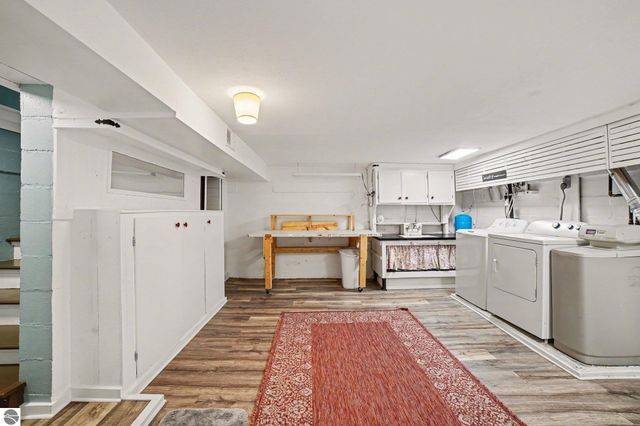 720 Wright Avenue, Alma, MI 48801