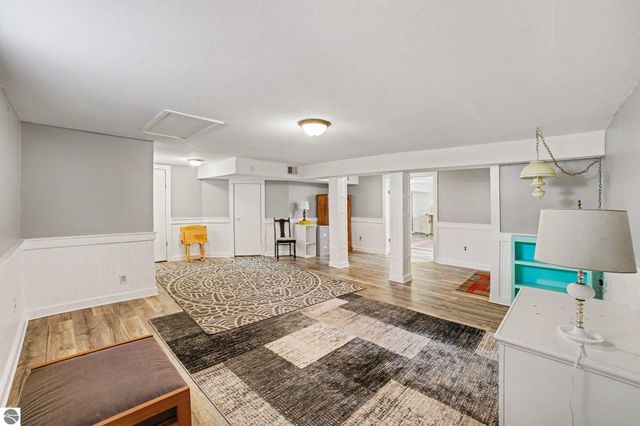 720 Wright Avenue, Alma, MI 48801