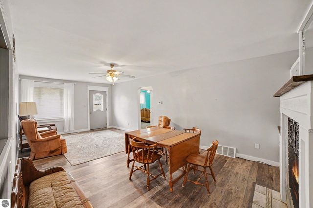 720 Wright Avenue, Alma, MI 48801