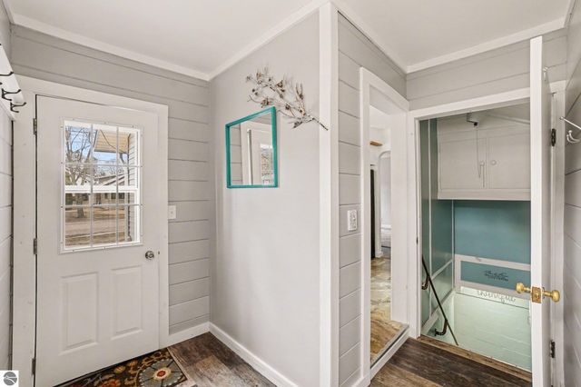 720 Wright Avenue, Alma, MI 48801