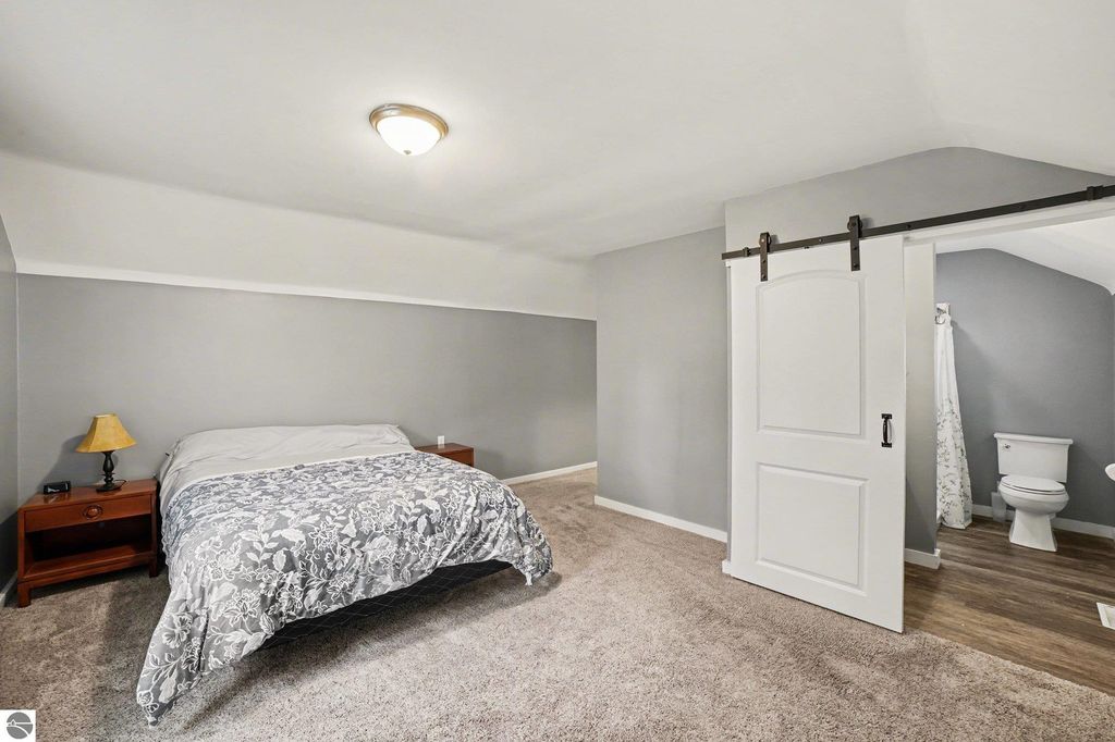 Image 14 of property listing at 720 Wright Avenue, Alma, MI 48801