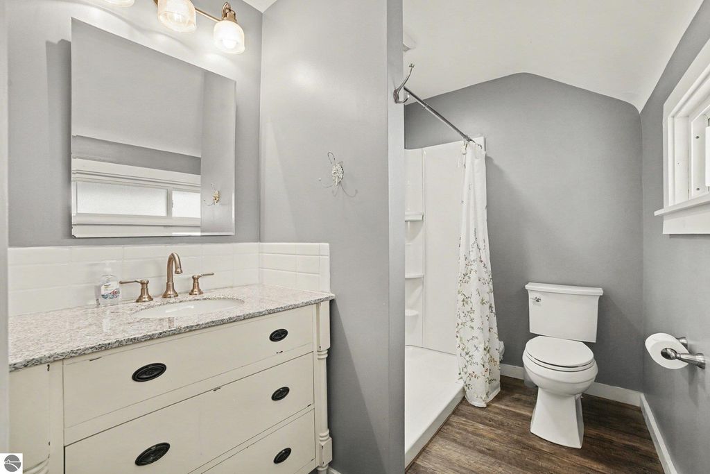 Image 15 of property listing at 720 Wright Avenue, Alma, MI 48801