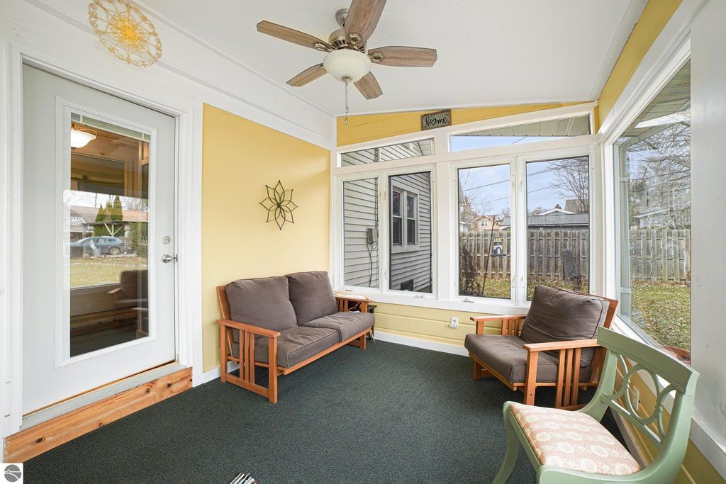 Image 21 of property listing at 720 Wright Avenue, Alma, MI 48801