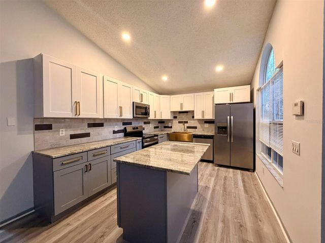 2416 HOUNDS TRAIL, Palm Harbor, FL 34683