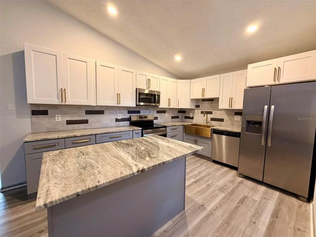 2416 HOUNDS TRAIL, Palm Harbor, FL 34683