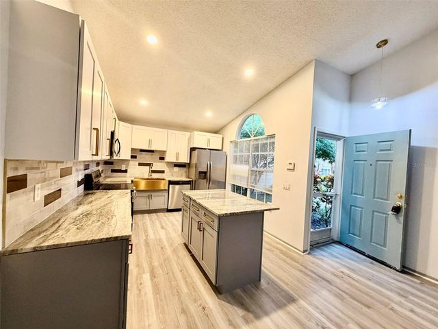 2416 HOUNDS TRAIL, Palm Harbor, FL 34683