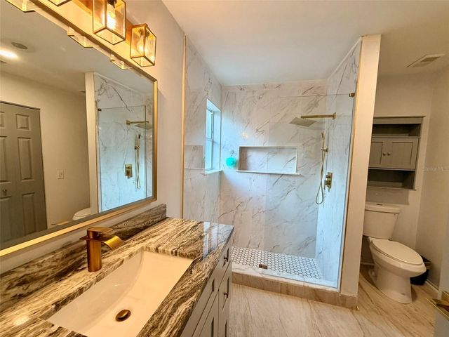 2416 HOUNDS TRAIL, Palm Harbor, FL 34683