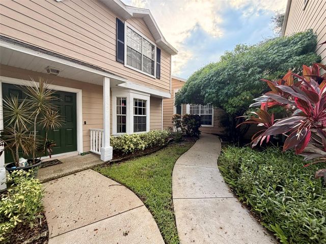 2416 HOUNDS TRAIL, Palm Harbor, FL 34683