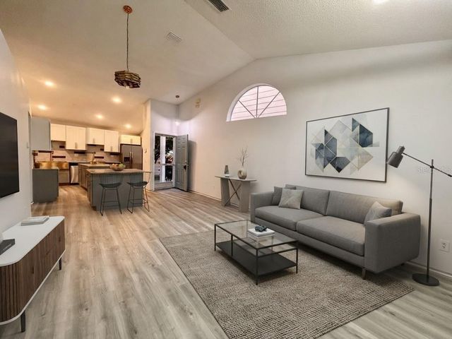 2416 HOUNDS TRAIL, Palm Harbor, FL 34683