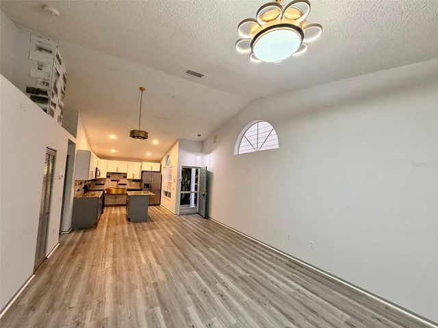 2416 HOUNDS TRAIL, Palm Harbor, FL 34683
