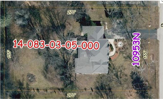 10953 Westview Lane, Mequon, WI 53092