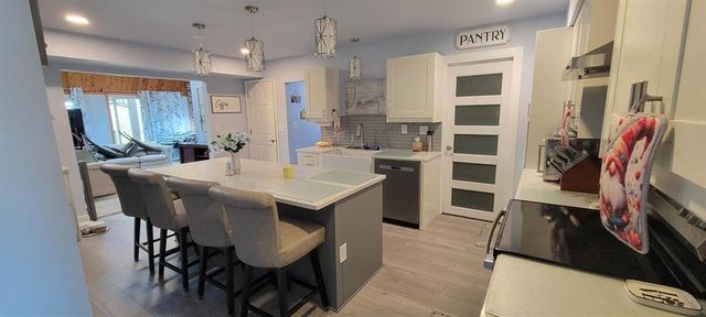10953 Westview Lane, Mequon, WI 53092