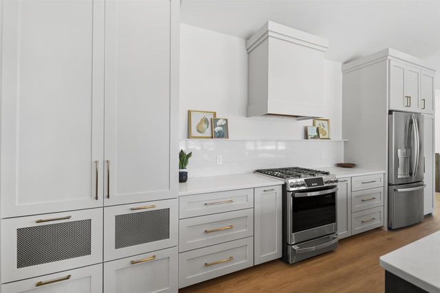 L138 Colton, Sun Prairie, WI 53590