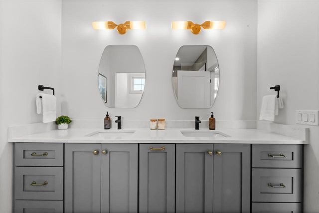 L138 Colton, Sun Prairie, WI 53590