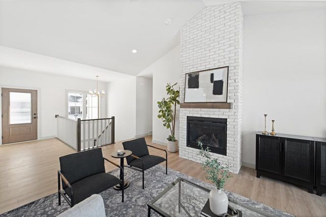 L138 Colton, Sun Prairie, WI 53590