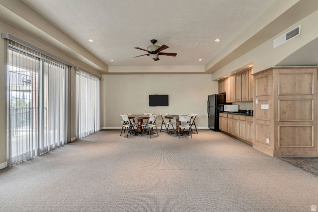 Image 24 of property listing at 170 ALBION VILLAGE WAY #201, Sandy, UT 84070
