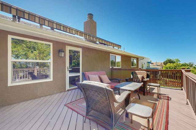 5715 Klondike Street NE, Albuquerque, NM 87111