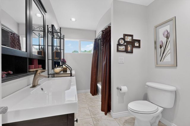5715 Klondike Street NE, Albuquerque, NM 87111
