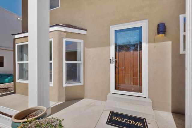 5715 Klondike Street NE, Albuquerque, NM 87111