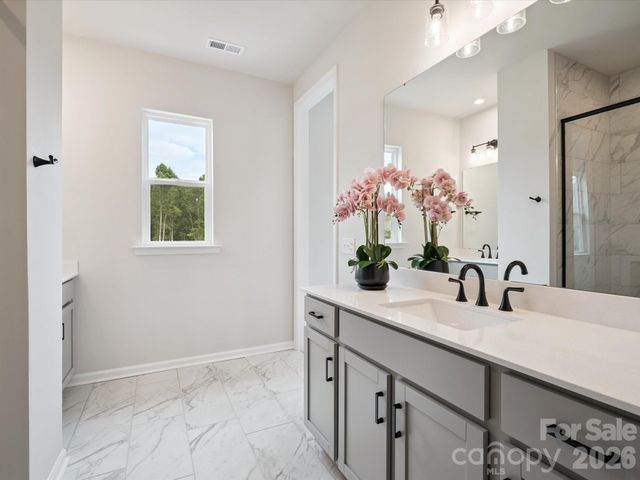 715 Bowery Place, Cramerton, NC 28032