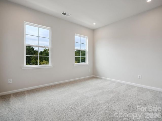 715 Bowery Place, Cramerton, NC 28032