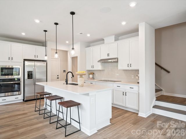 715 Bowery Place, Cramerton, NC 28032