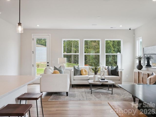 715 Bowery Place, Cramerton, NC 28032