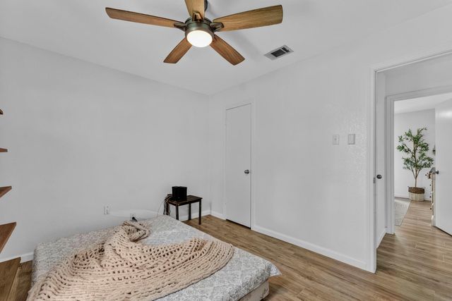 308 River Hills DR, San Marcos, TX 78666