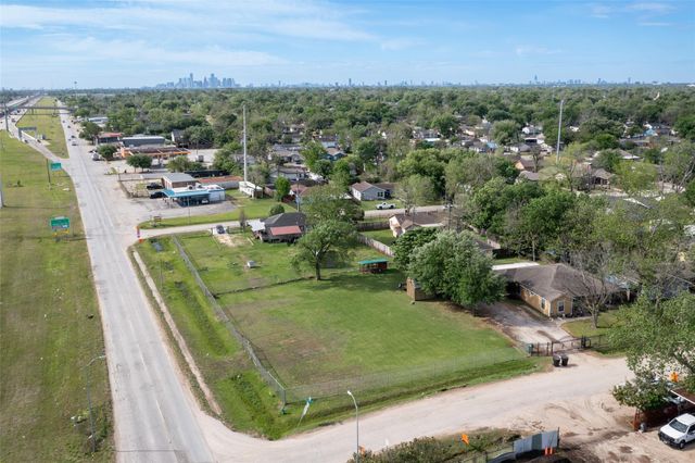 0 W Hardy Road, Houston, TX 77076