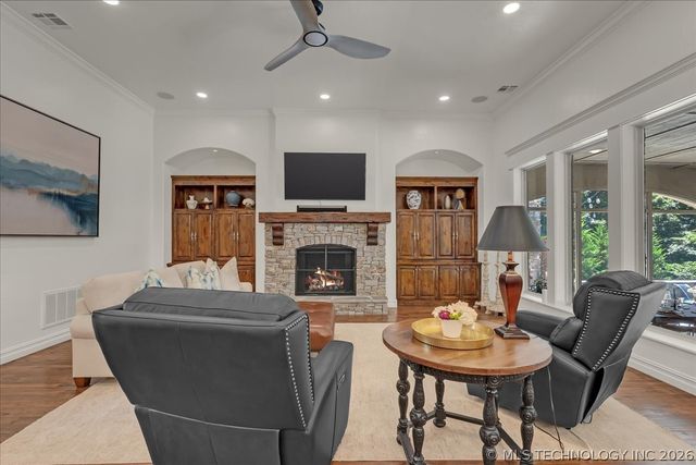 10624 S Nandina Court, Jenks, OK 74037