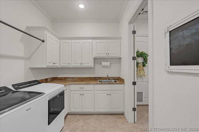 10624 S Nandina Court, Jenks, OK 74037