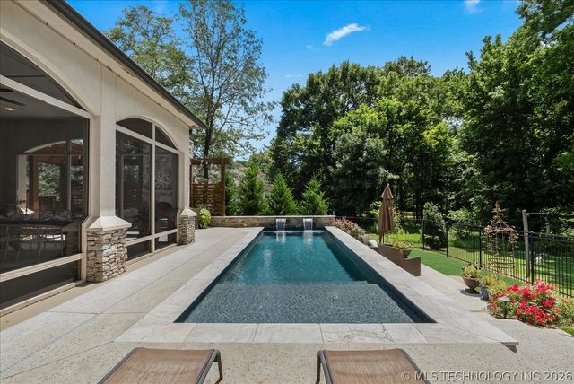 10624 S Nandina Court, Jenks, OK 74037