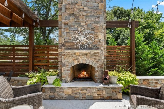 10624 S Nandina Court, Jenks, OK 74037