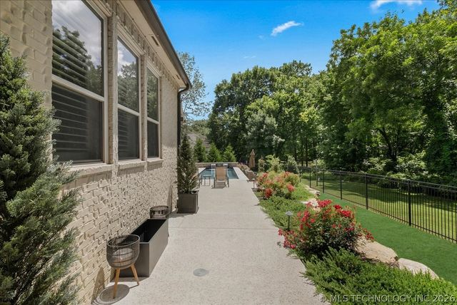 10624 S Nandina Court, Jenks, OK 74037