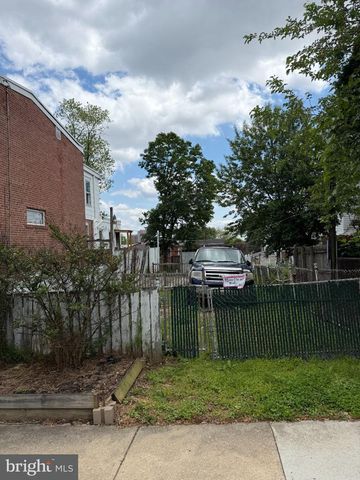 1327 OAK ST, Wilmington, DE 19805