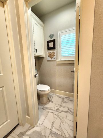 111 Prairie Meadow Lane, Pottsboro, TX 75076