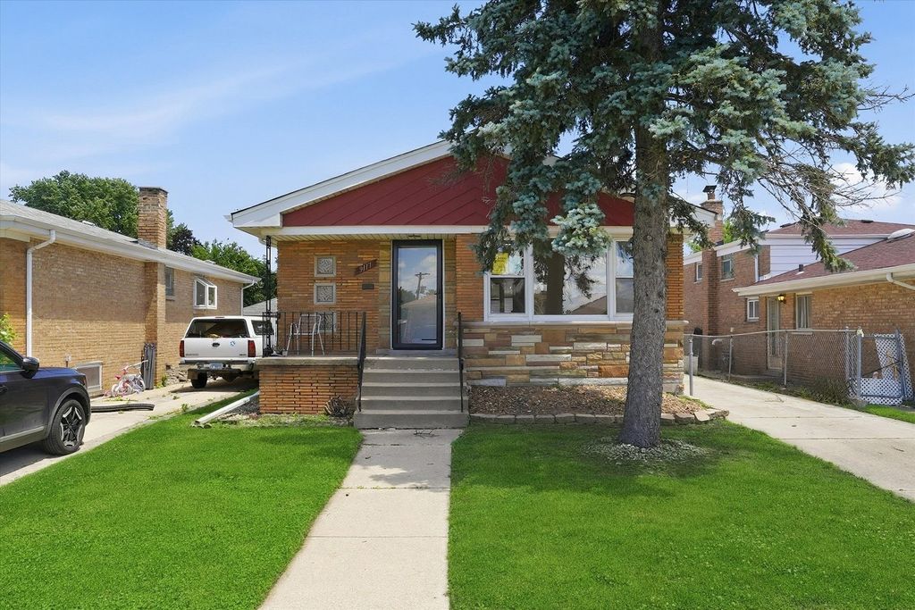 9117 S Saint Louis Avenue, Evergreen Park, IL 60805