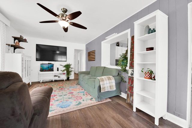 3438 Denton AVENUE, Saint Francis, WI 53235
