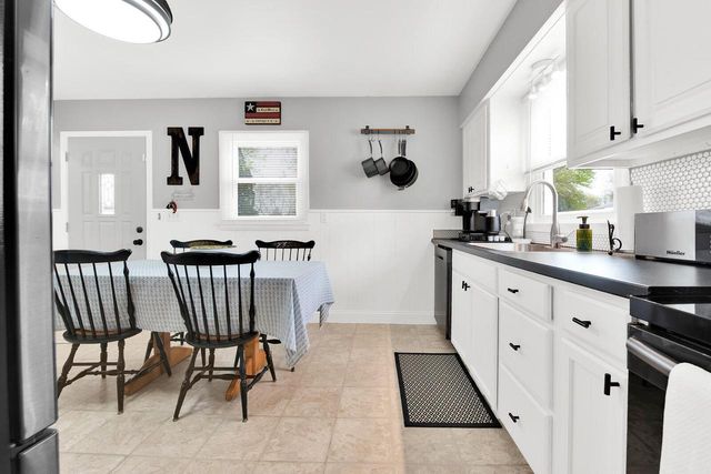 3438 Denton AVENUE, Saint Francis, WI 53235