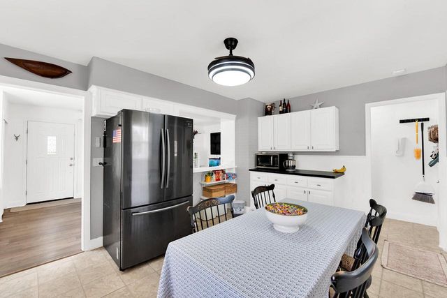 3438 Denton AVENUE, Saint Francis, WI 53235