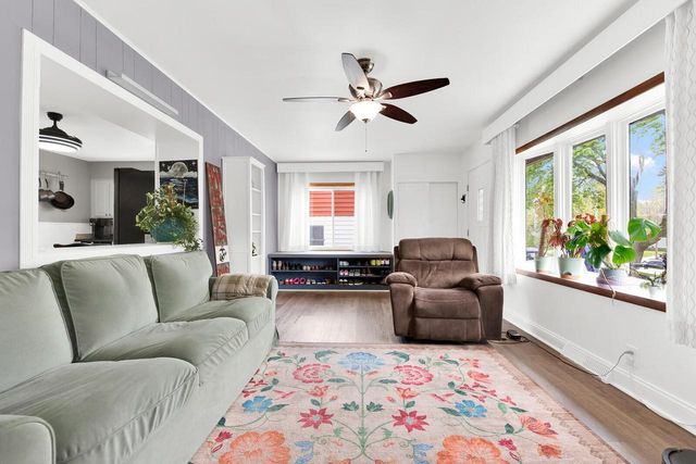 3438 Denton AVENUE, Saint Francis, WI 53235