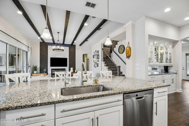 588 OXFORD ESTATES Way, St. Johns, FL 32259