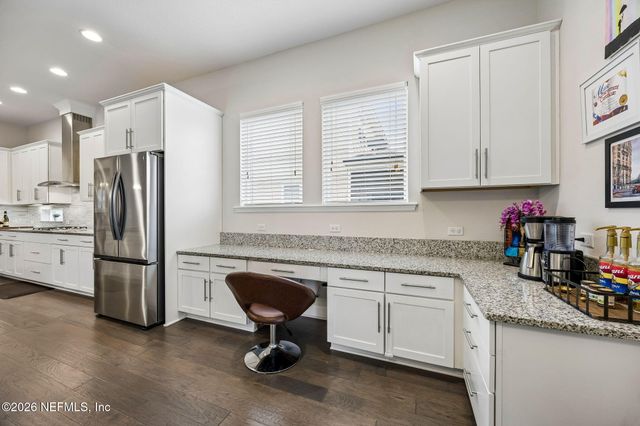 588 OXFORD ESTATES Way, St. Johns, FL 32259