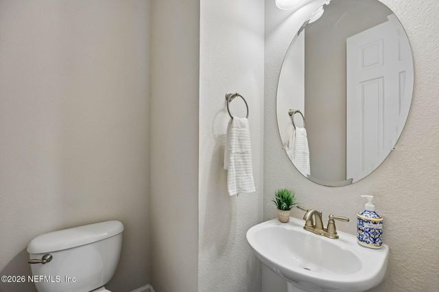 588 OXFORD ESTATES Way, St. Johns, FL 32259