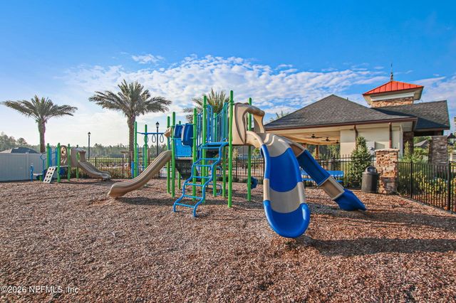 588 OXFORD ESTATES Way, St. Johns, FL 32259