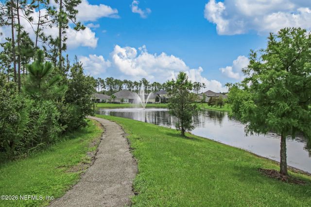 588 OXFORD ESTATES Way, St. Johns, FL 32259