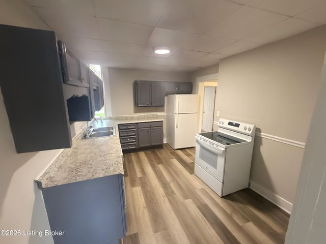 740 Heywood Ave, Louisville, KY 40208