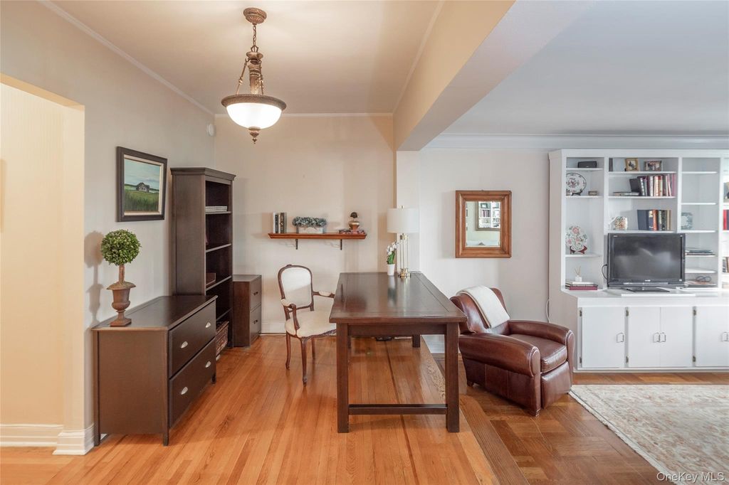 35 Parkview Avenue 1D, Bronxville, NY 10708 — photo 3