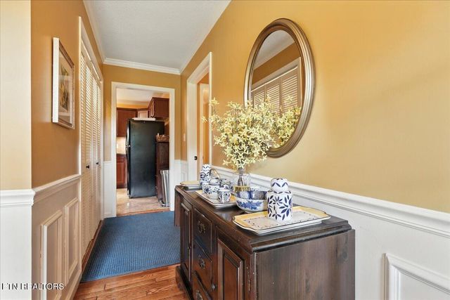 916 Bert Garner Lane, Maryville, TN 37803