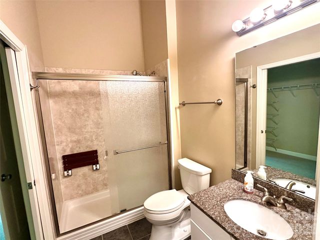 2000 Olde Eastwood Village Boulevard 305, Asheville, NC 28803